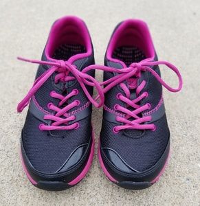 VIONIC Sneakers Size 6.5